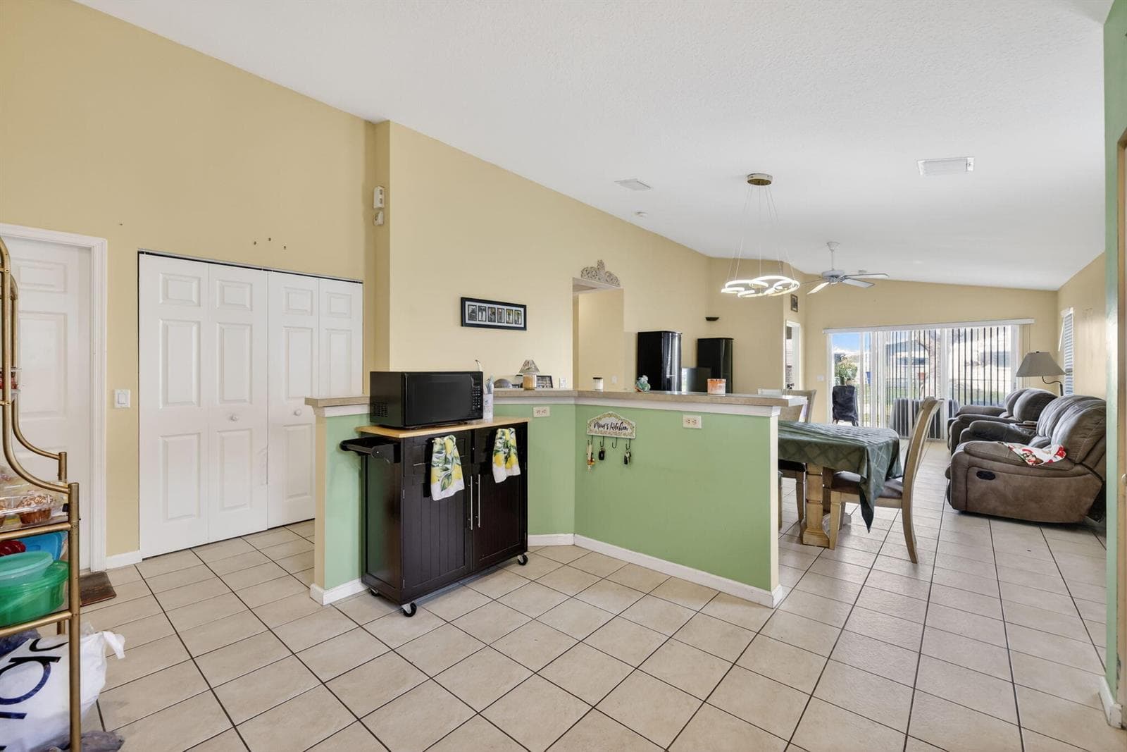 9042 SW Caprice Circle photo 4