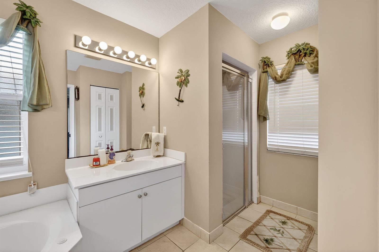 9042 SW Caprice Circle photo 8