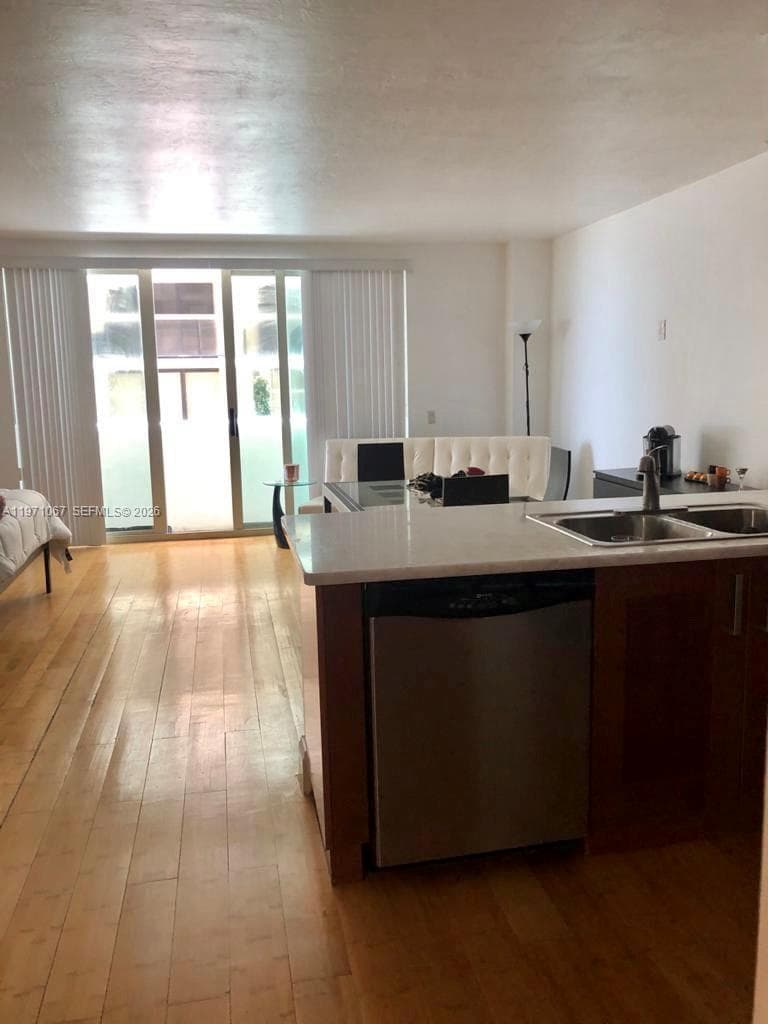 9499 Collins Ave 405 photo 2