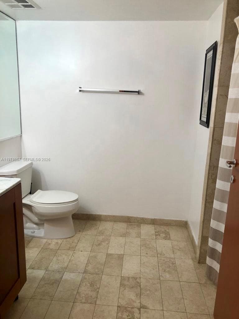 9499 Collins Ave 405 photo 7