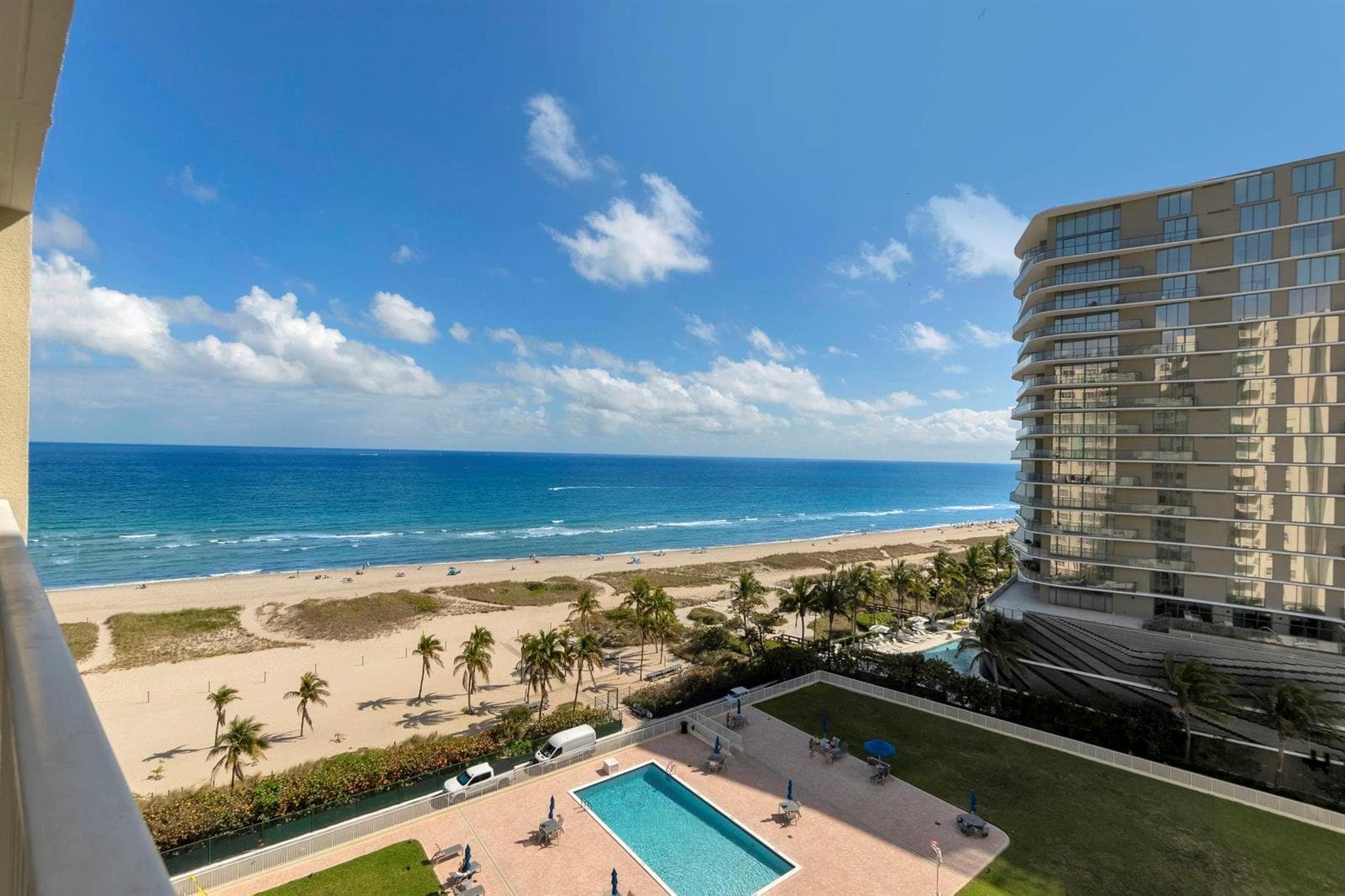 750 N Ocean Boulevard 1105 photo 3