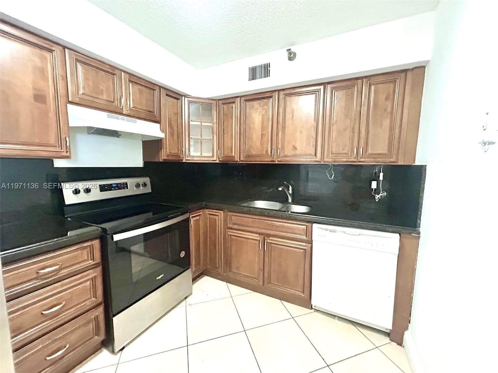 3400 NE 192nd St 1607 photo 13