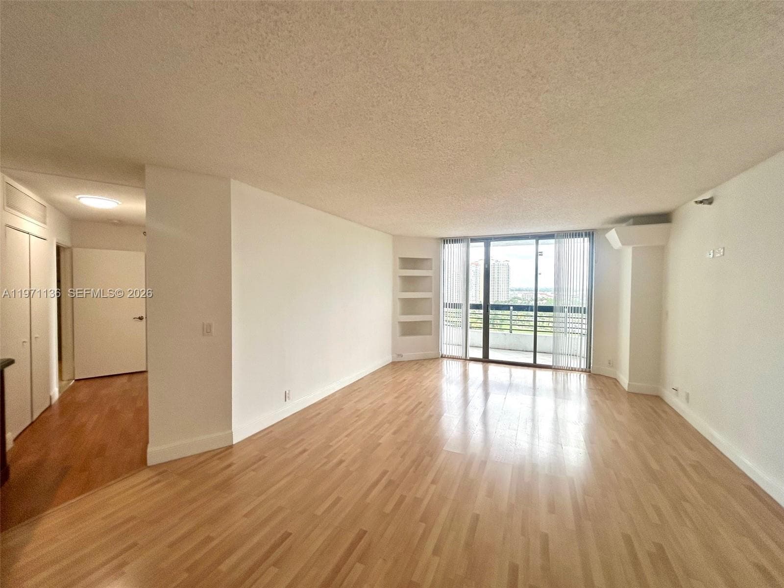 3400 NE 192nd St 1607 photo 17