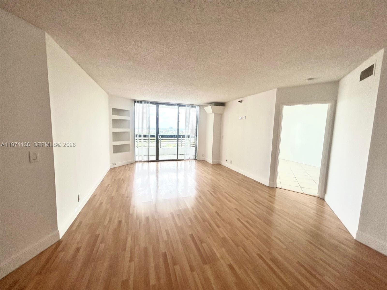 3400 NE 192nd St 1607 photo 19