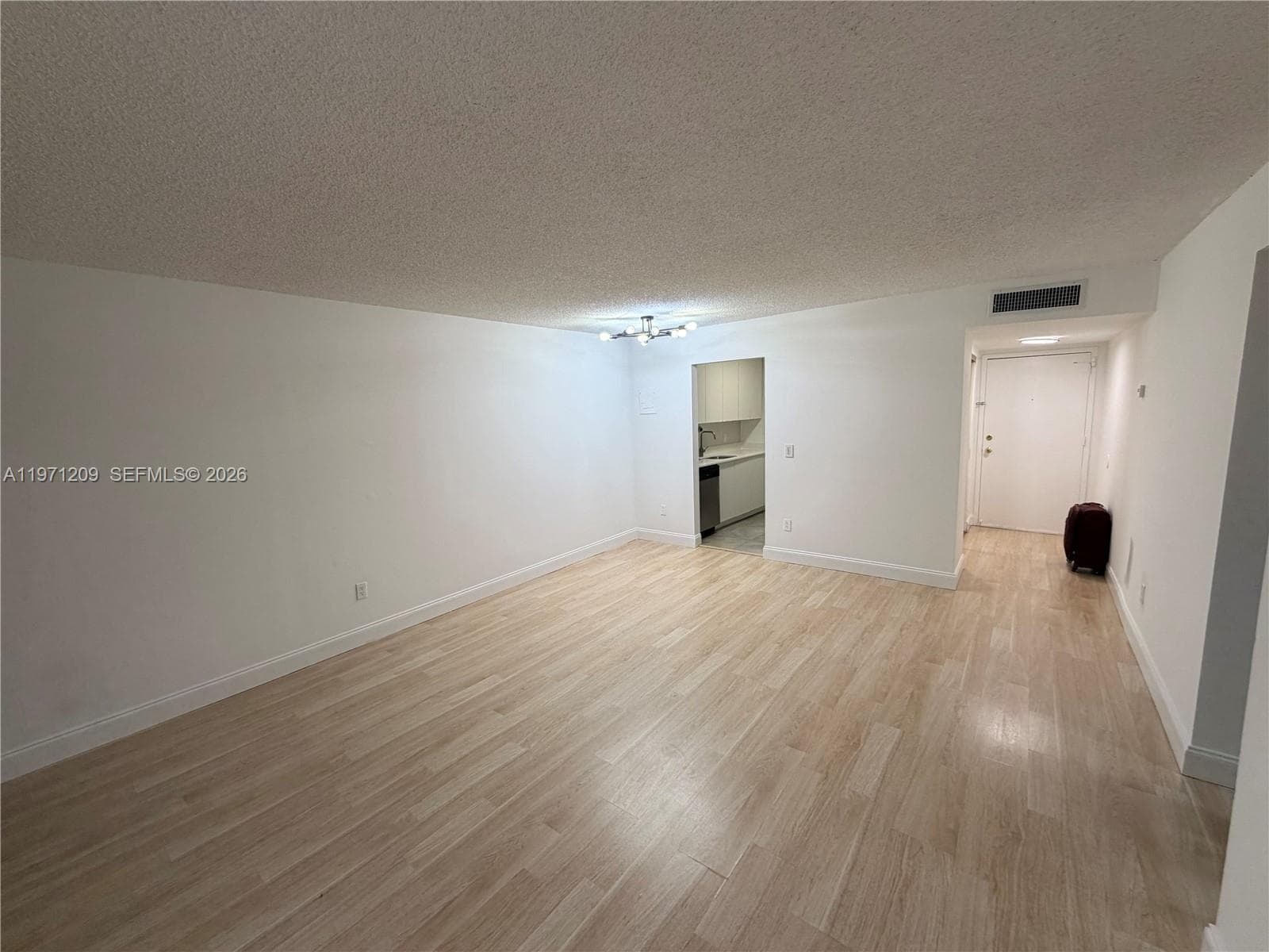 2350 NE 135th St 503 photo 23