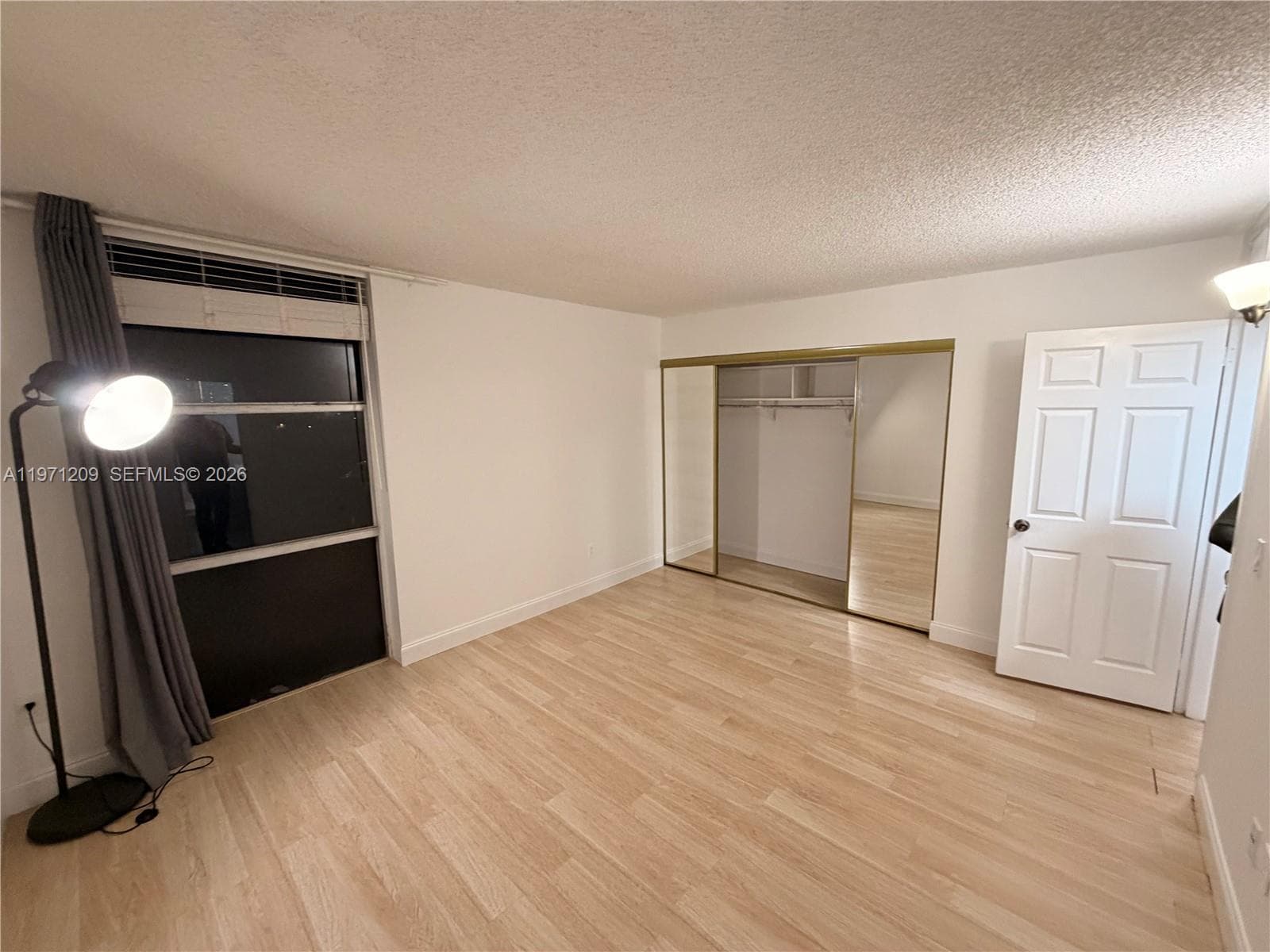 2350 NE 135th St 503 photo 20