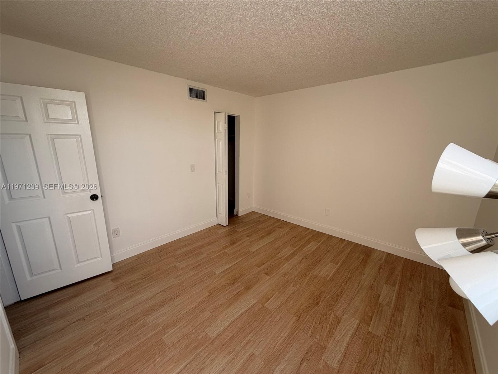 2350 NE 135th St 503 photo 14