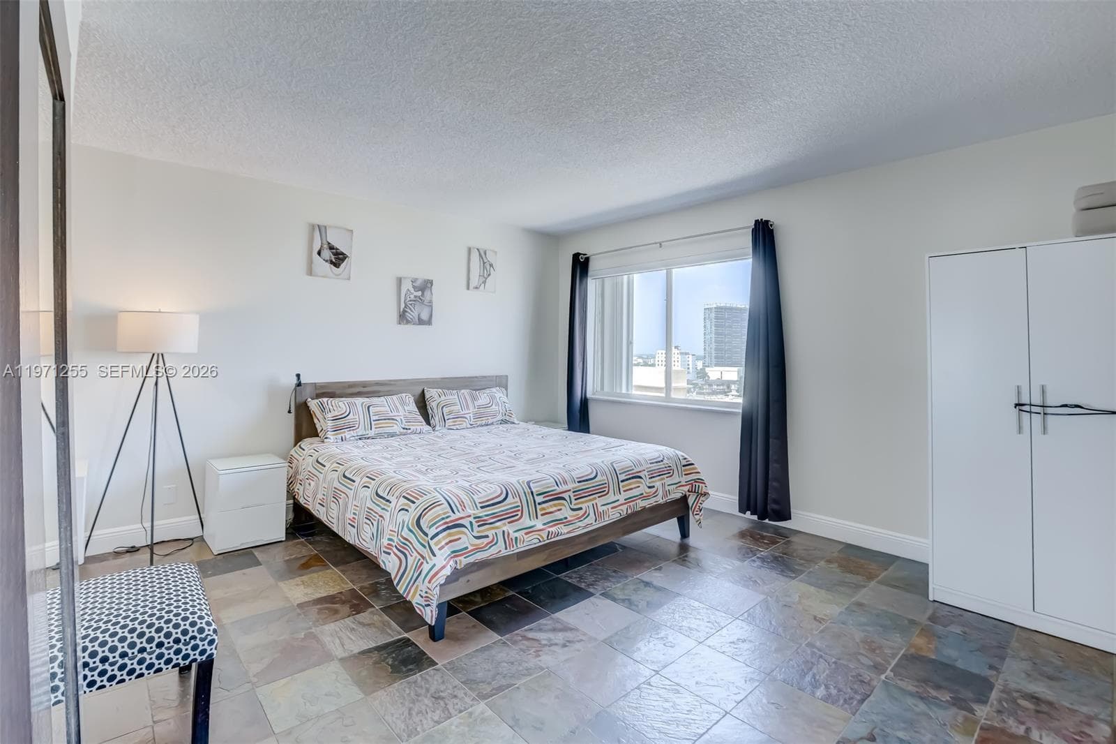 401 Golden Isles Dr 1101 photo 9