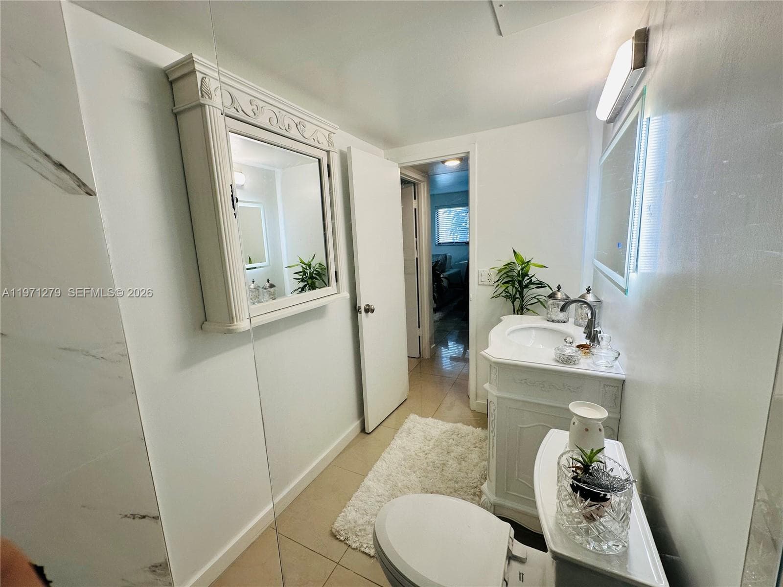 301 Golden Isles Dr (Avail MAY,1) 114 photo 13