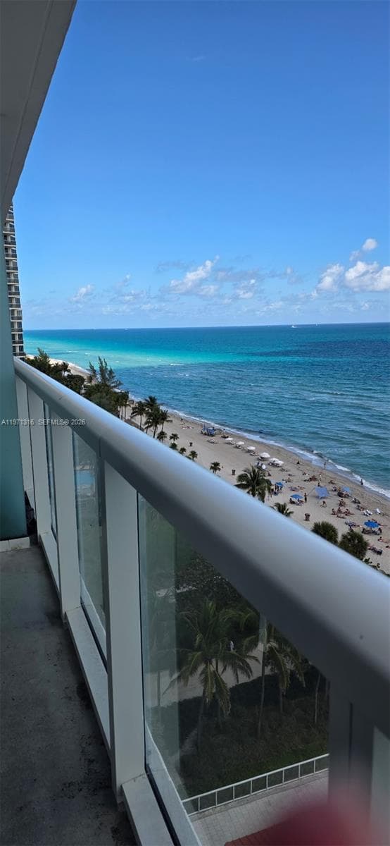 19201 Collins Ave 1011 photo 12