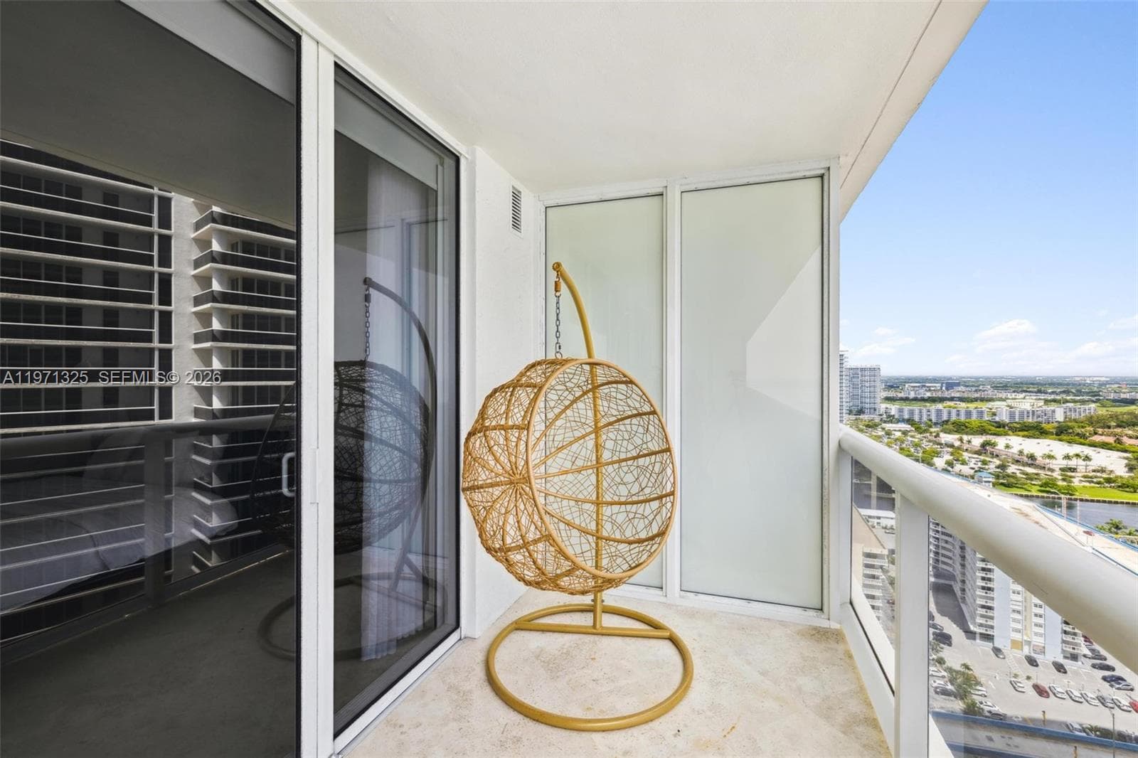1830 S OCEAN DR 2811 photo 22