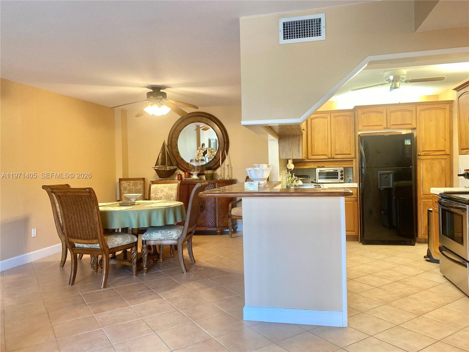 177 Ocean Lane Dr 204 photo 4