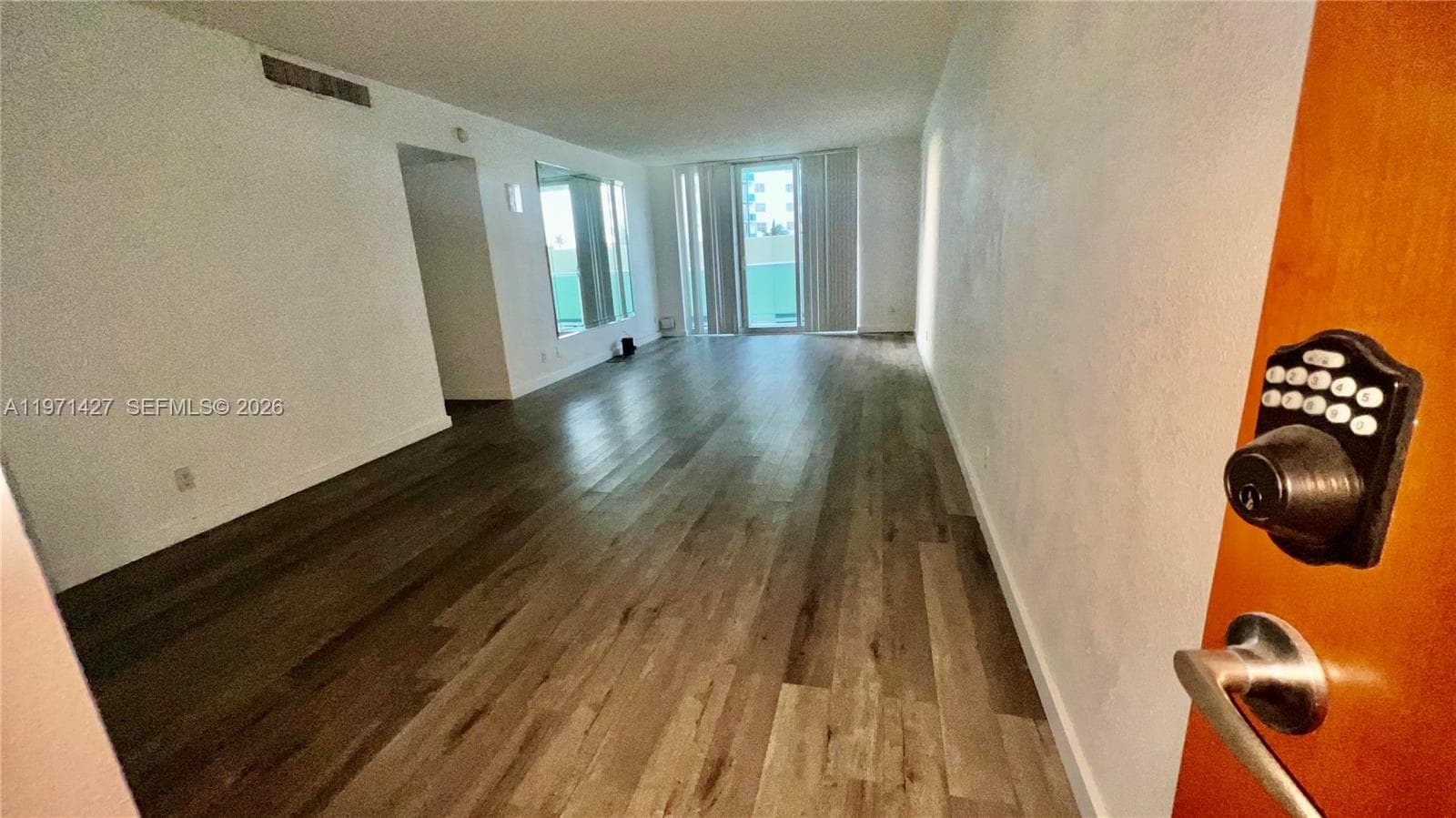 3901 S Ocean Dr 3C photo 1