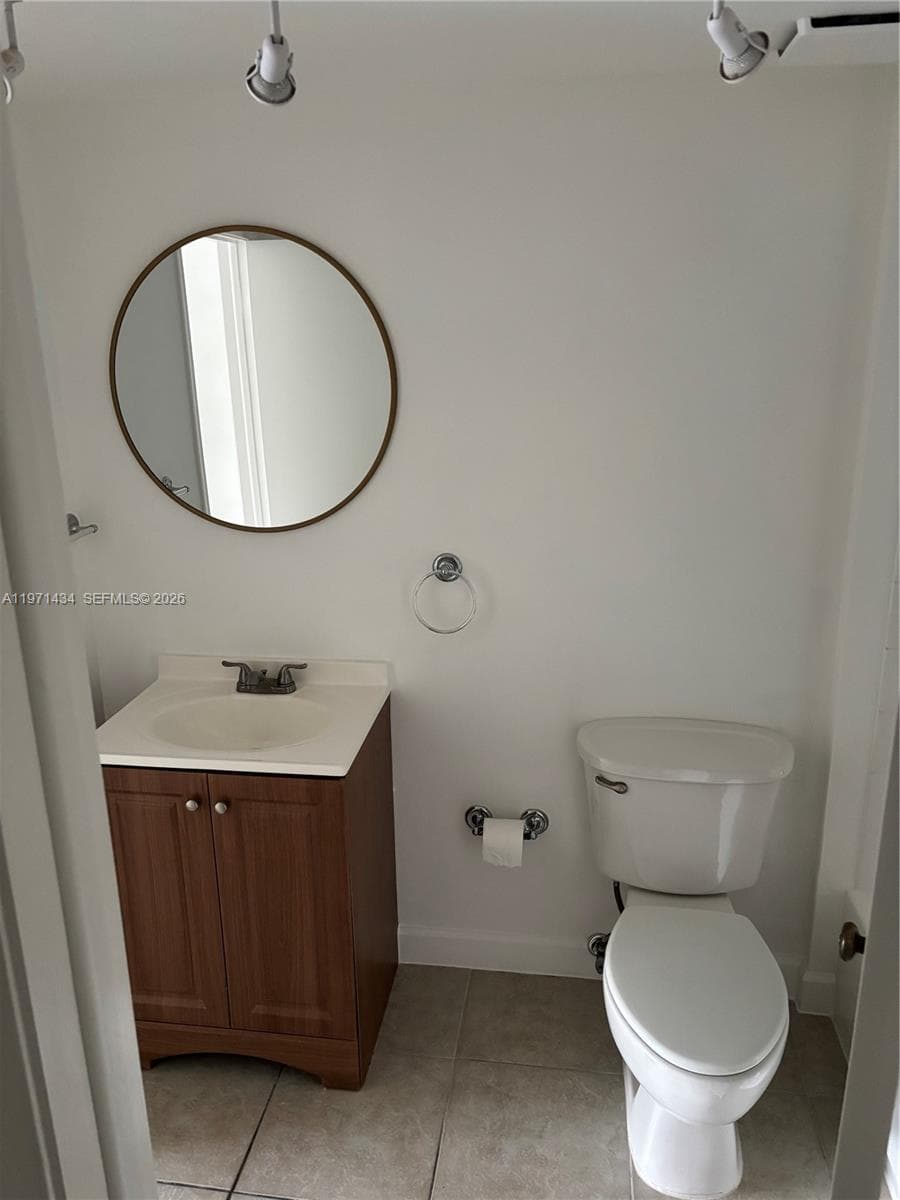 7900 Camino Cir 308 photo 5