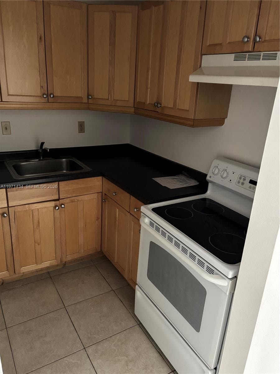 7900 Camino Cir 308 photo 15