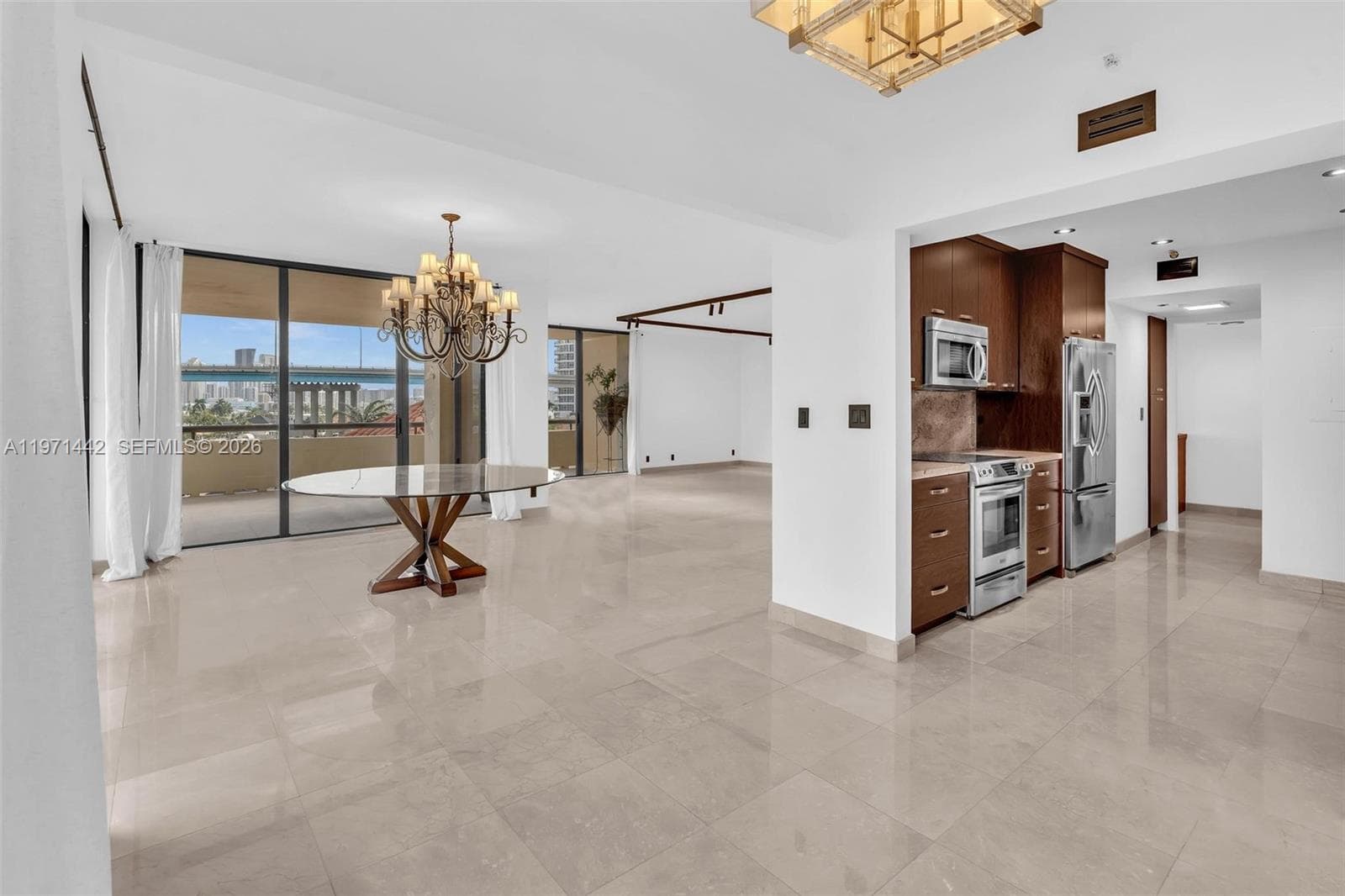 19355 Turnberry Way 3J photo 1
