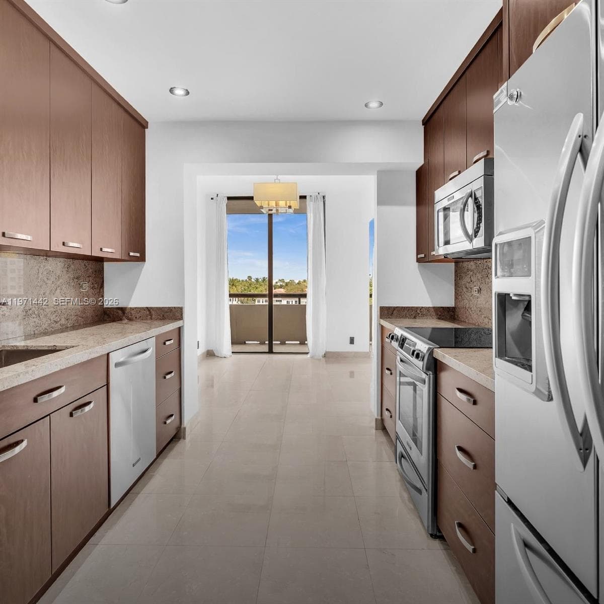 19355 Turnberry Way 3J photo 5