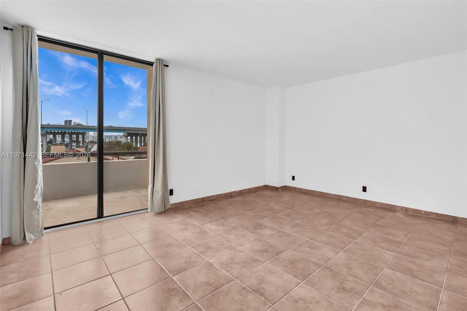 19355 Turnberry Way 3J photo 14