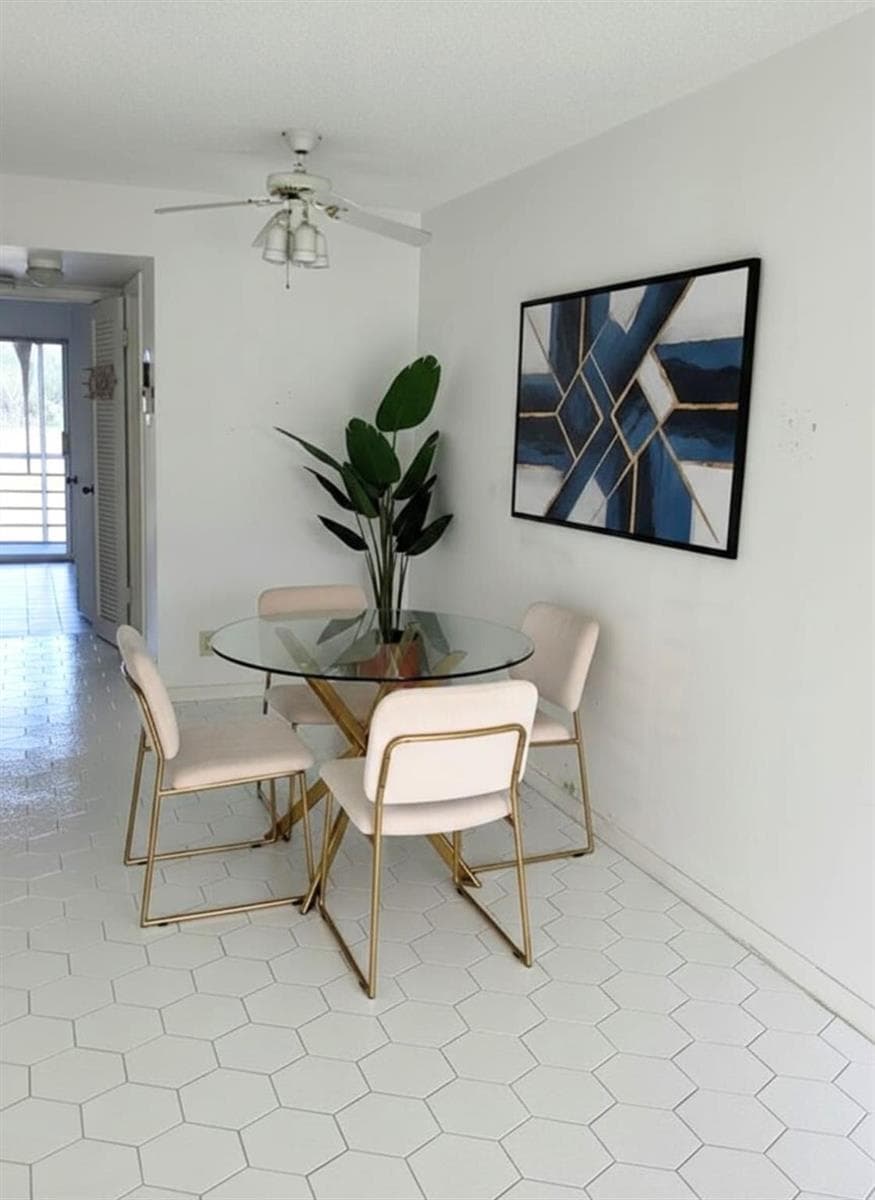 72 Ashby B photo 6