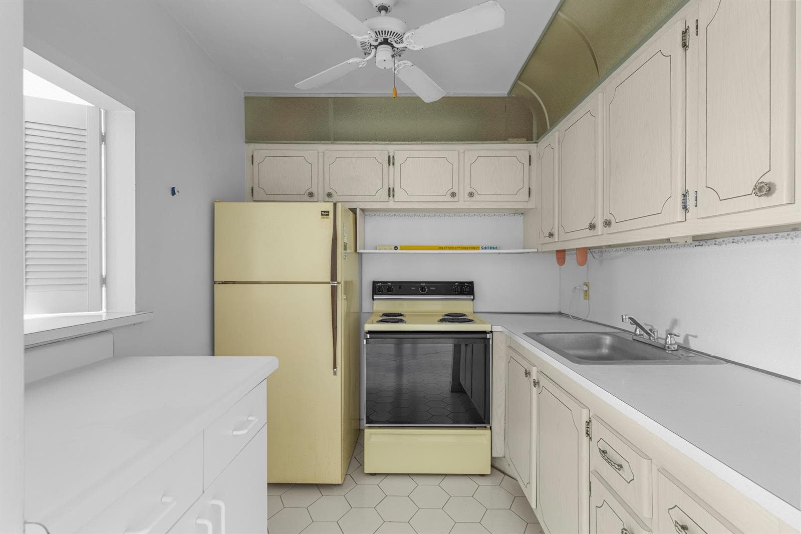 72 Ashby B photo 13