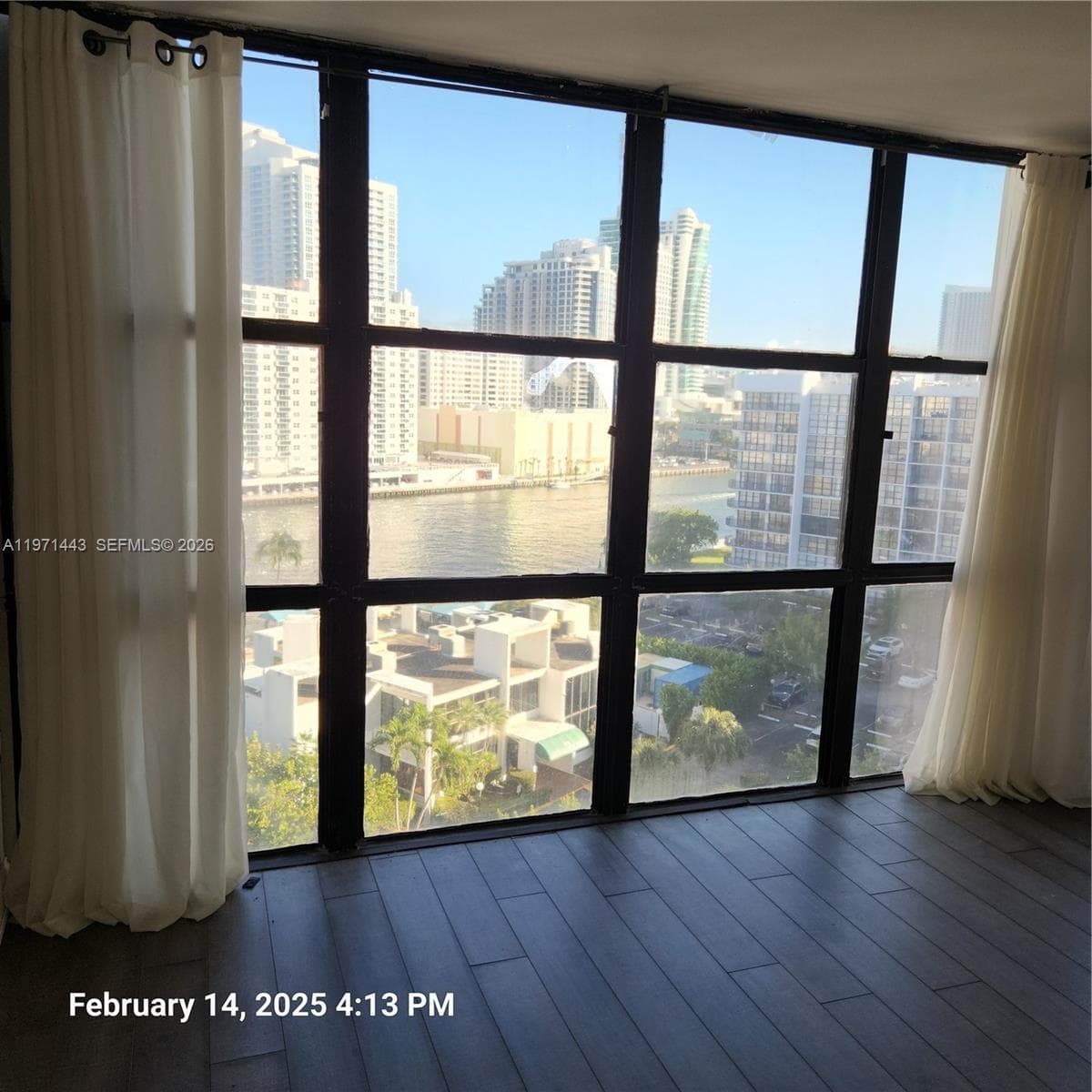 1000 Parkview Dr 1026 photo 12