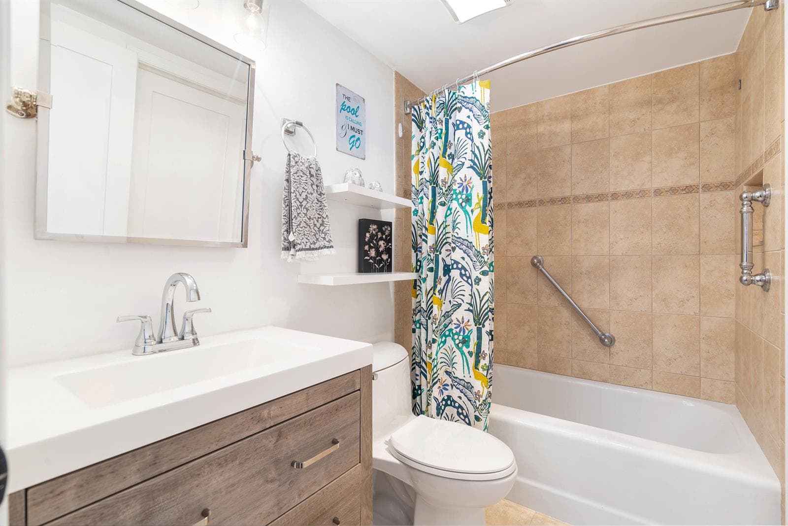 5480 N Ocean Drive A6d photo 20