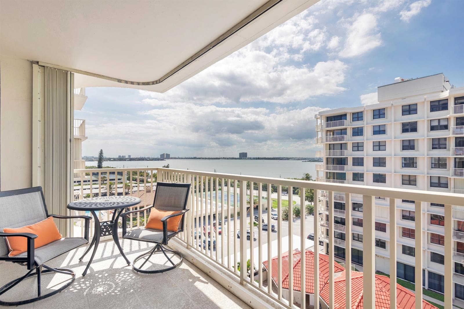 5480 N Ocean Drive A6d photo 24