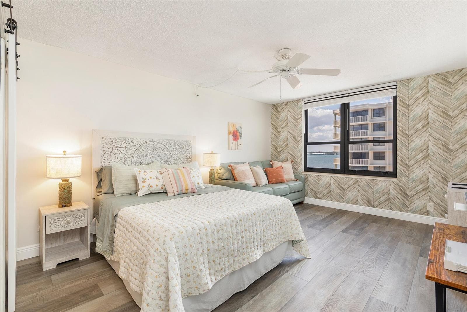5480 N Ocean Drive A6d photo 18