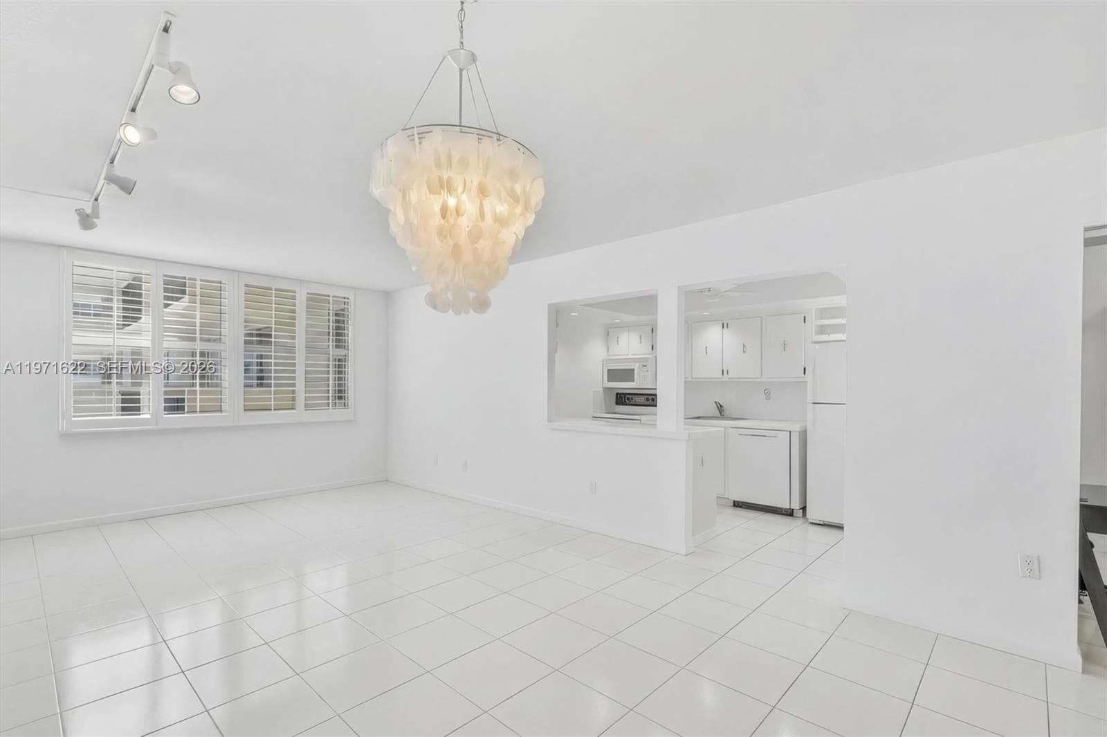 9273 Collins Ave 901 photo 6