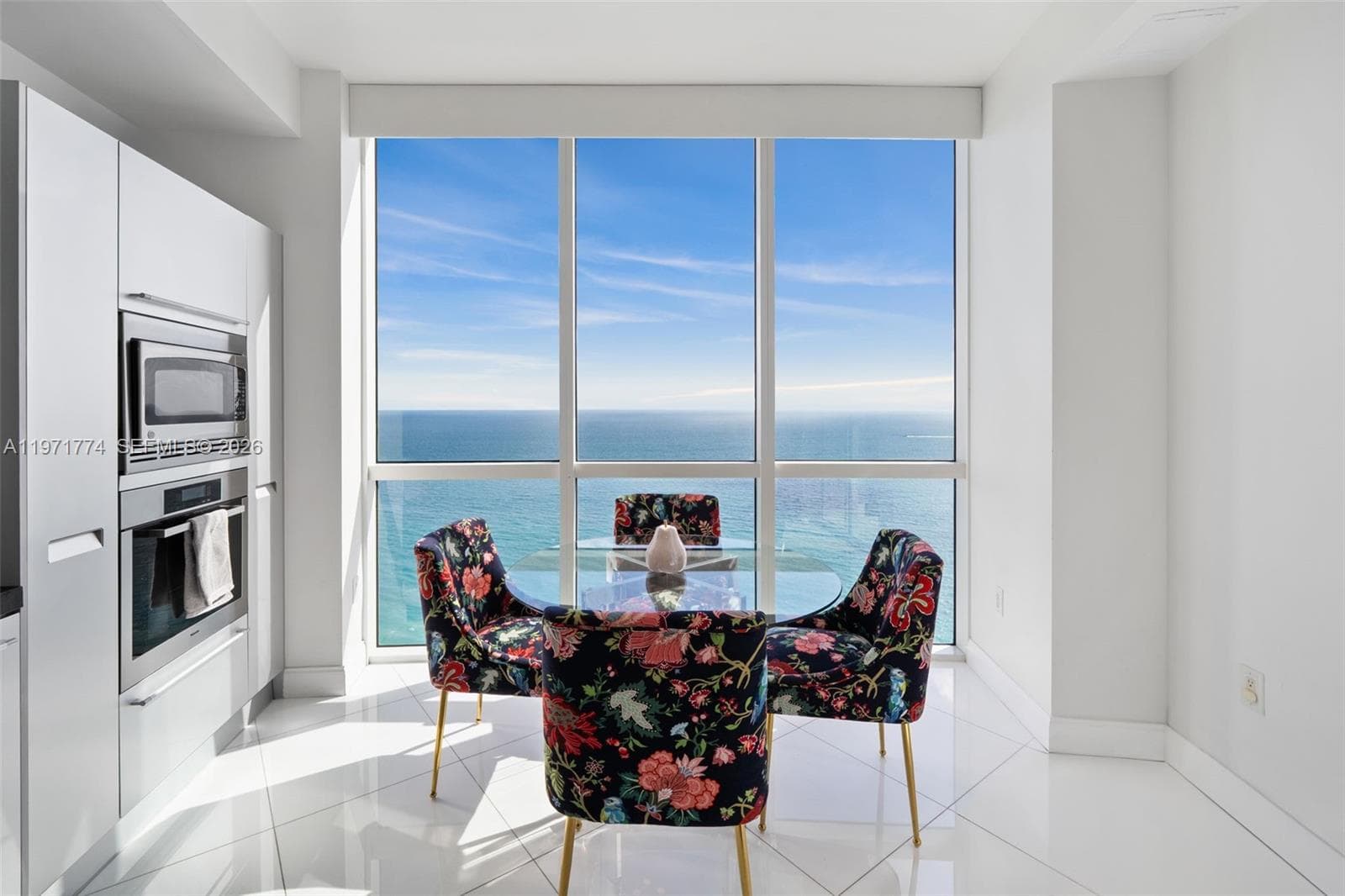 18201 Collins Ave 4709 photo 5