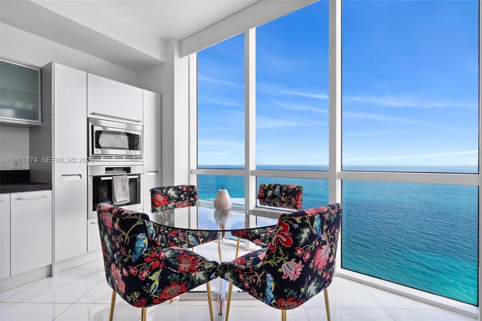 18201 Collins Ave 4709 photo 10