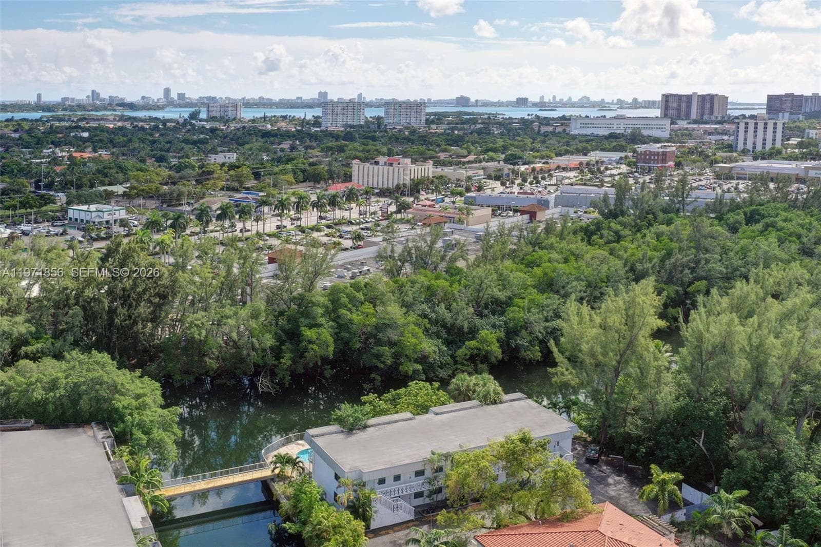 1777 Venice Ln 235 photo 10