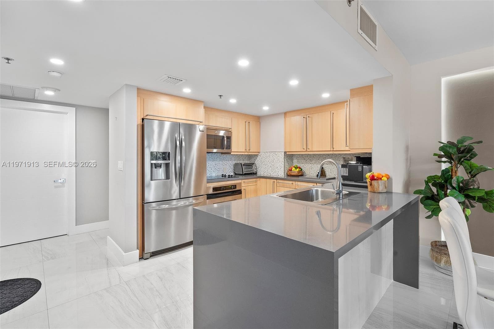 226 Ocean Dr 3C photo 13
