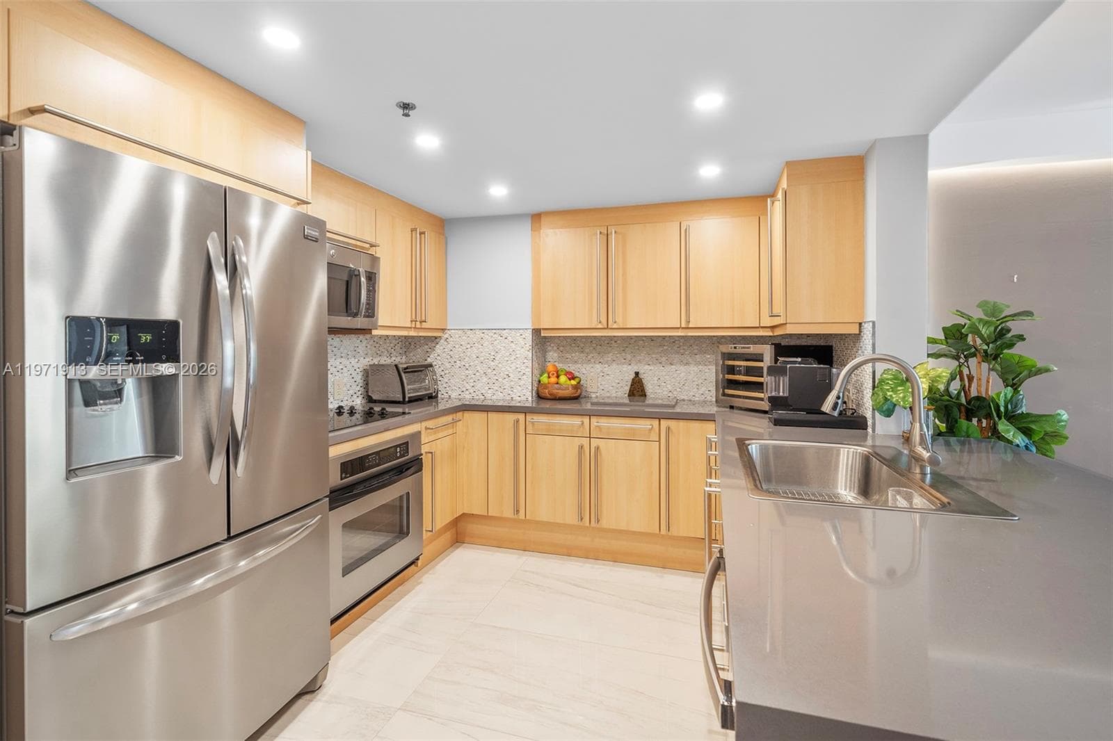 226 Ocean Dr 3C photo 14