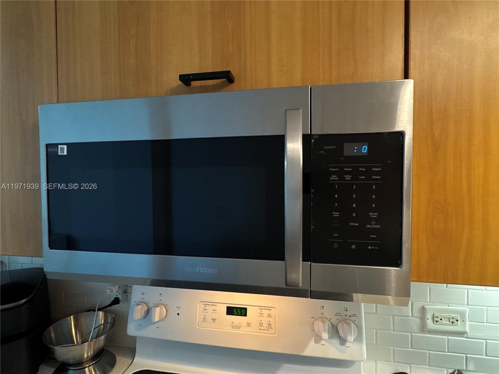 7501 Treasure Dr 7L photo 12