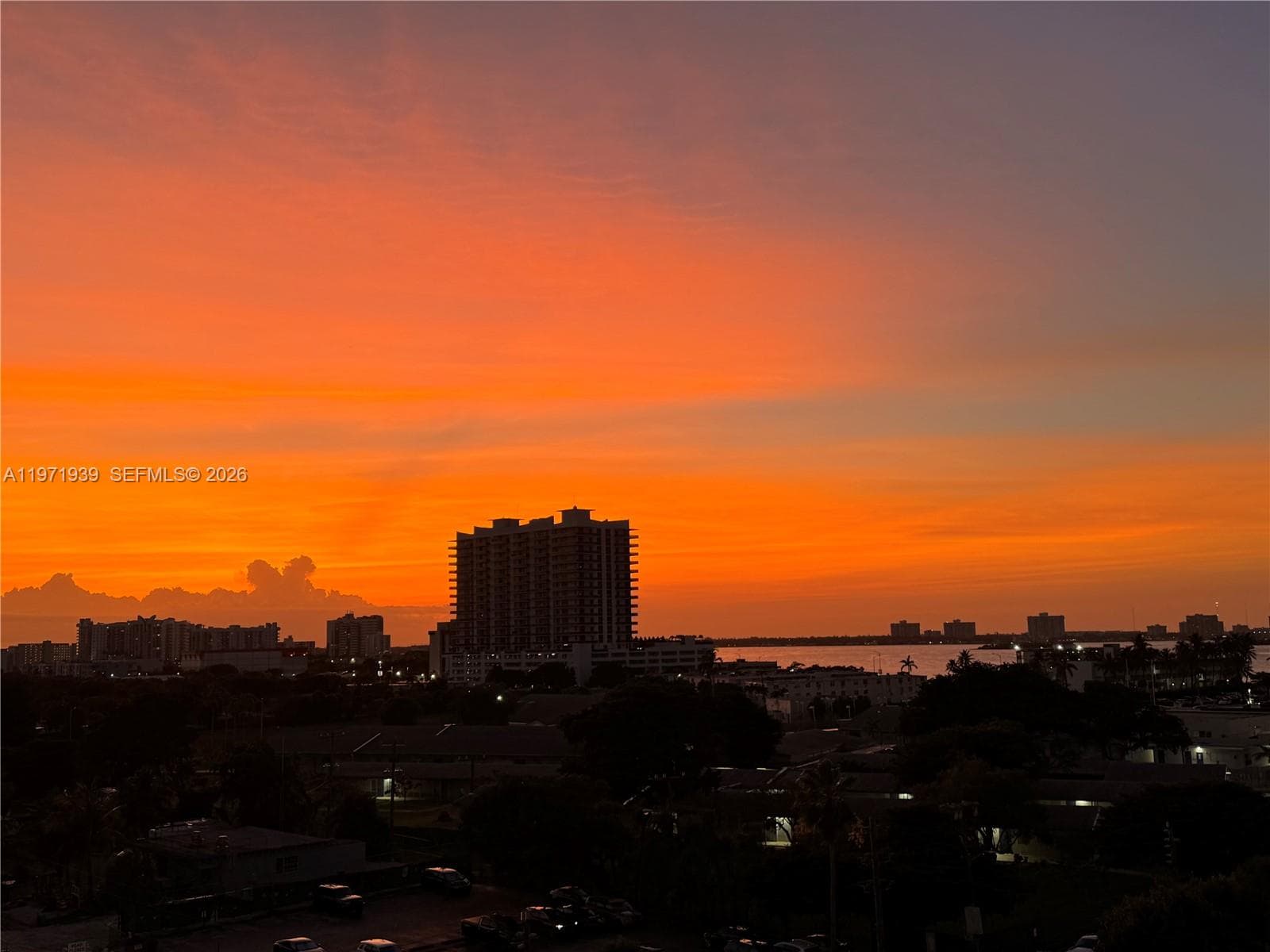 7501 Treasure Dr 7L photo 22