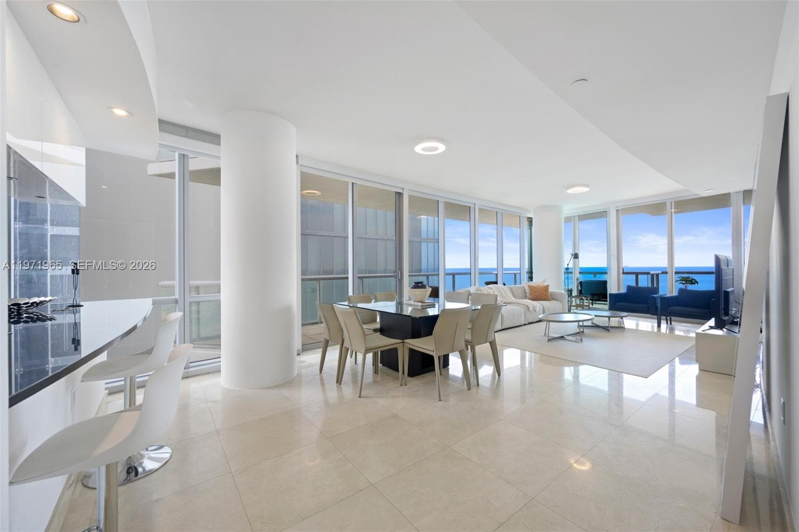 17121 Collins Ave 1508 photo 4