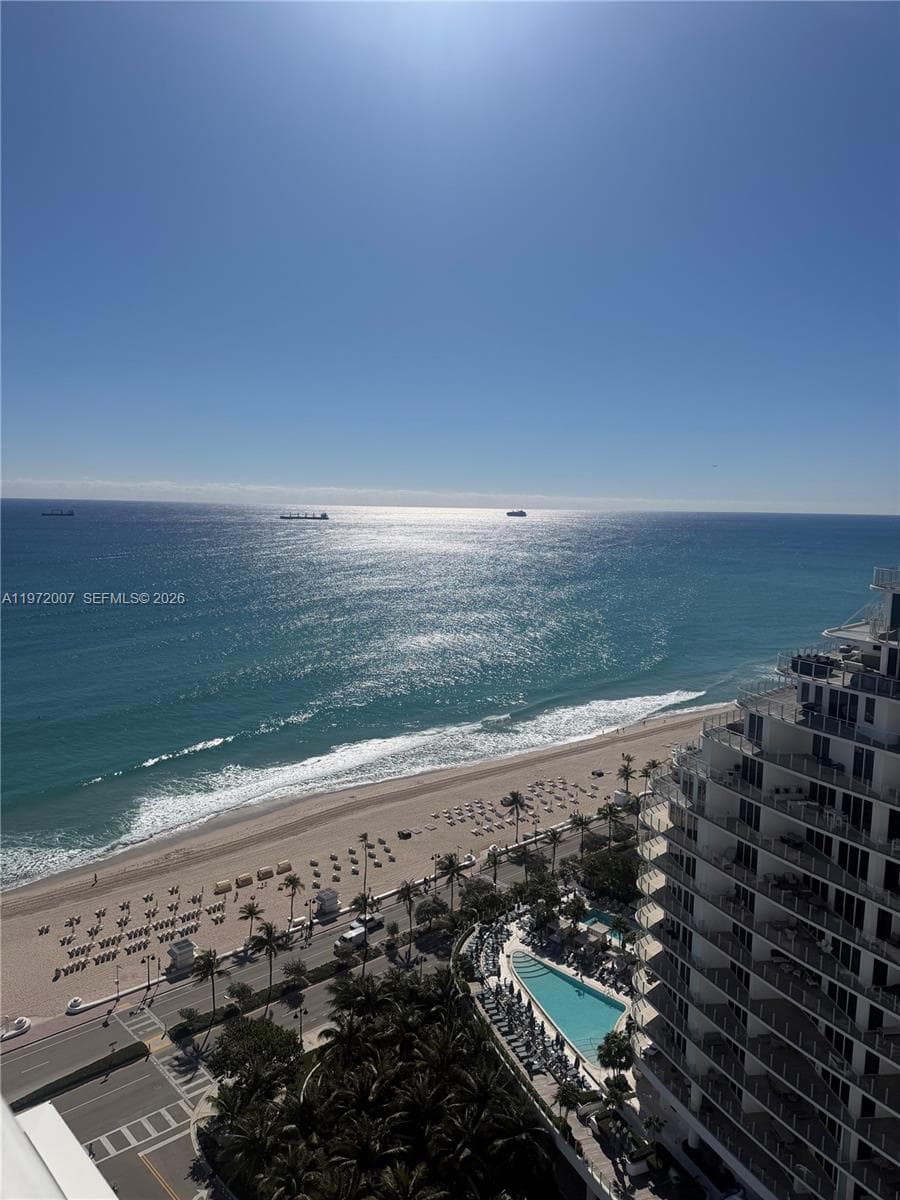 551 N Fort Lauderdale Beach Blvd R2210 photo 16