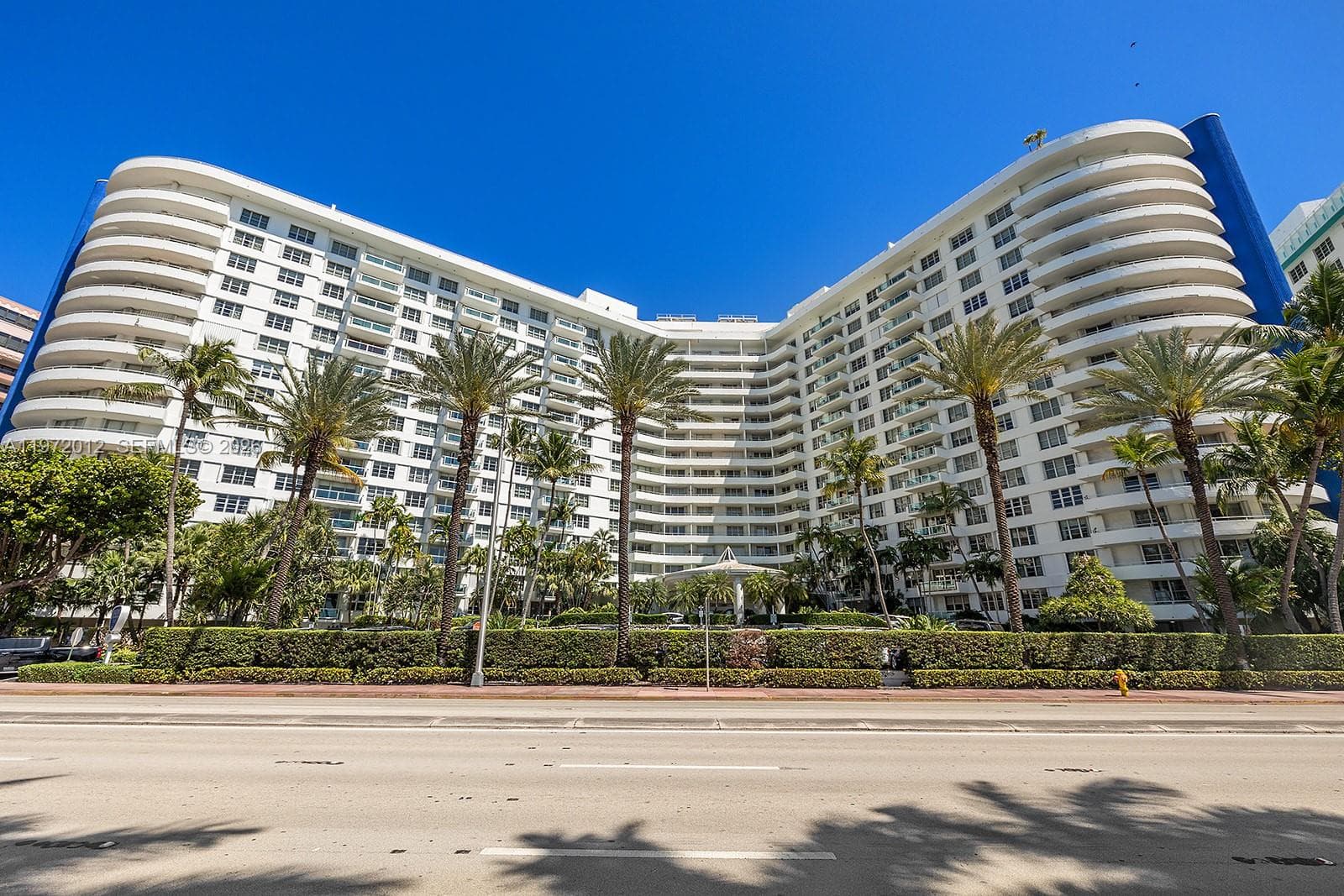 5161 Collins Ave 910 photo 16