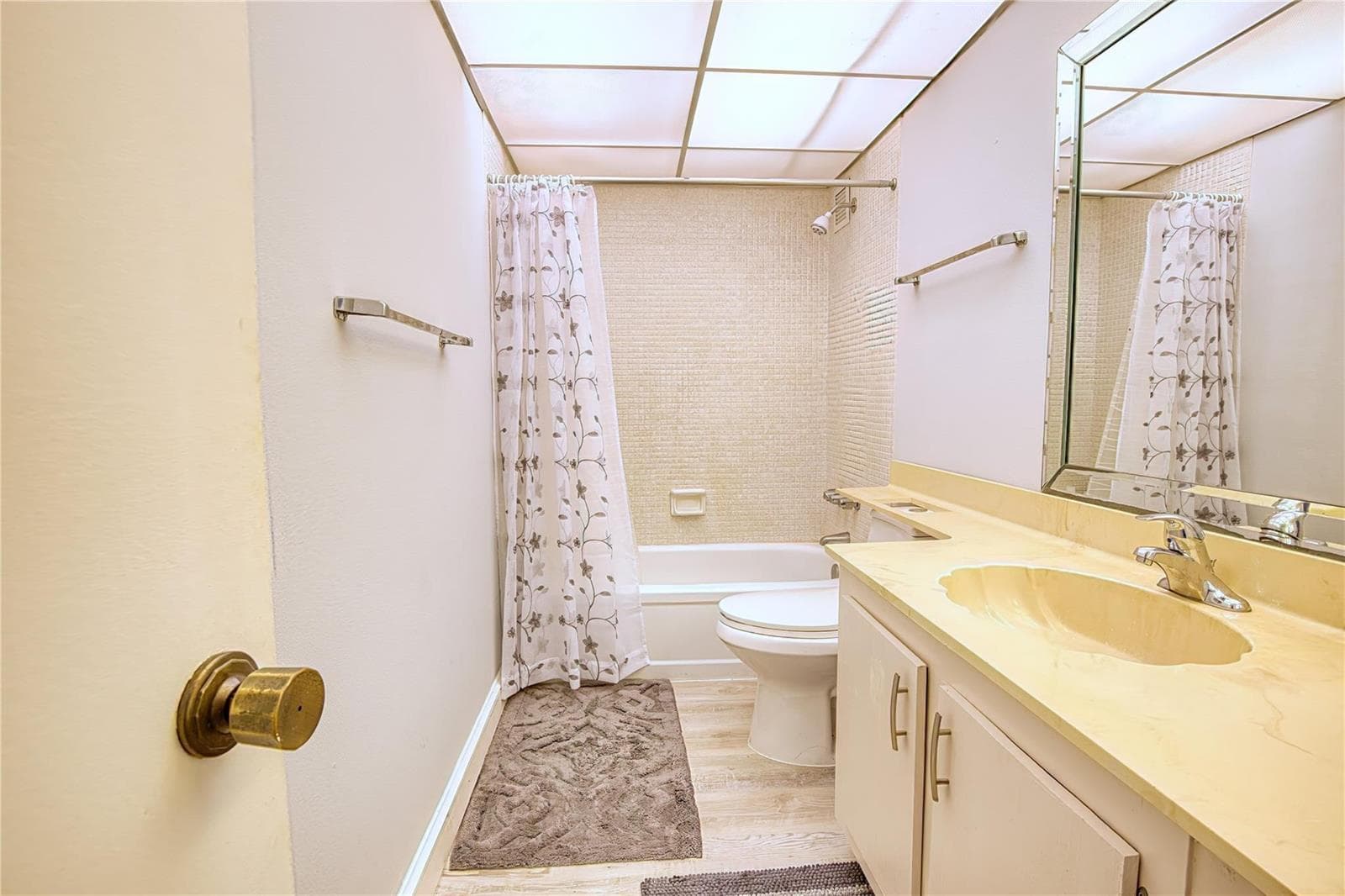 111 Briny Avenue 2312 photo 19