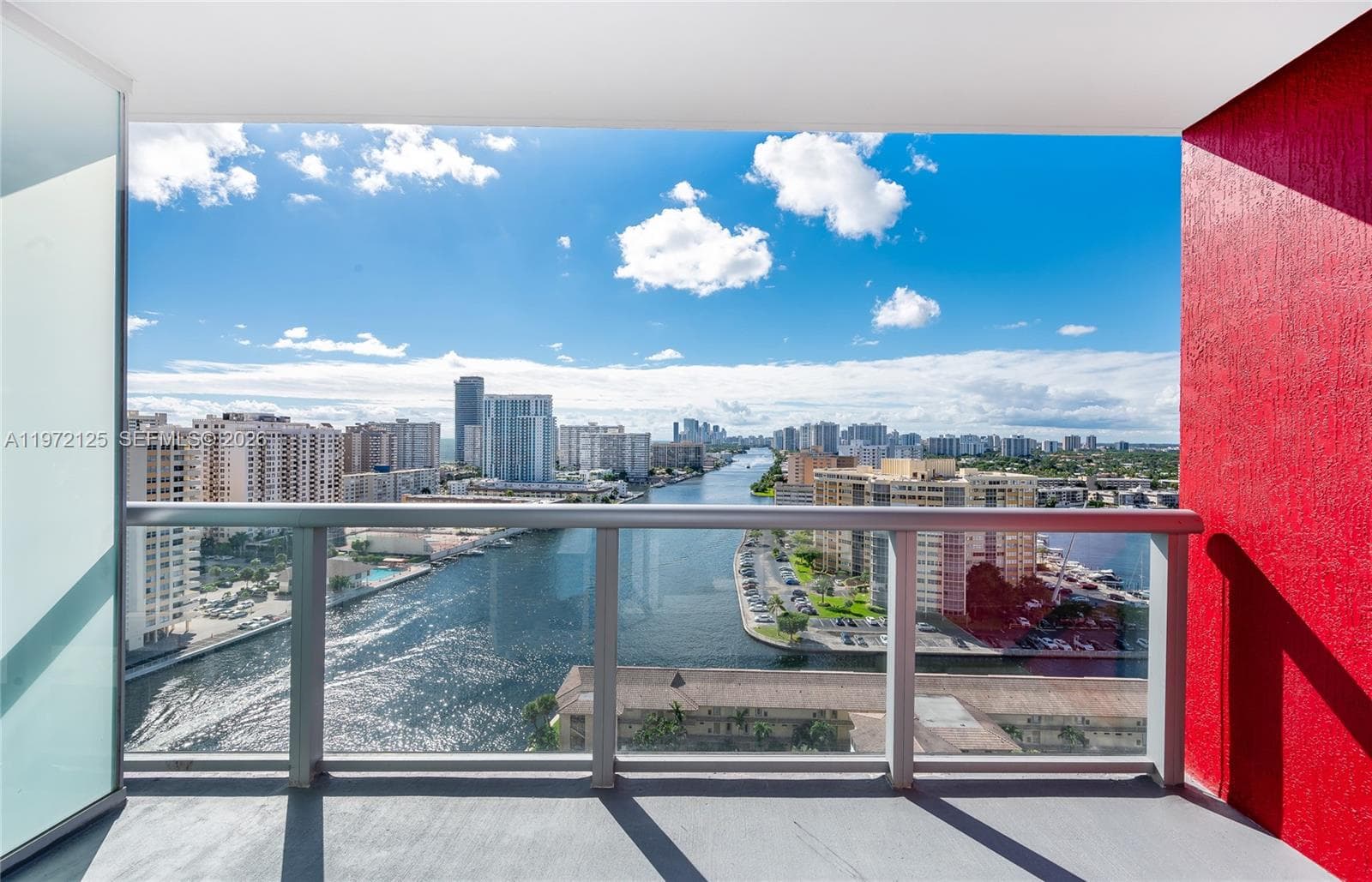 2602 E Hallandale Beach Blvd R1903 photo 23