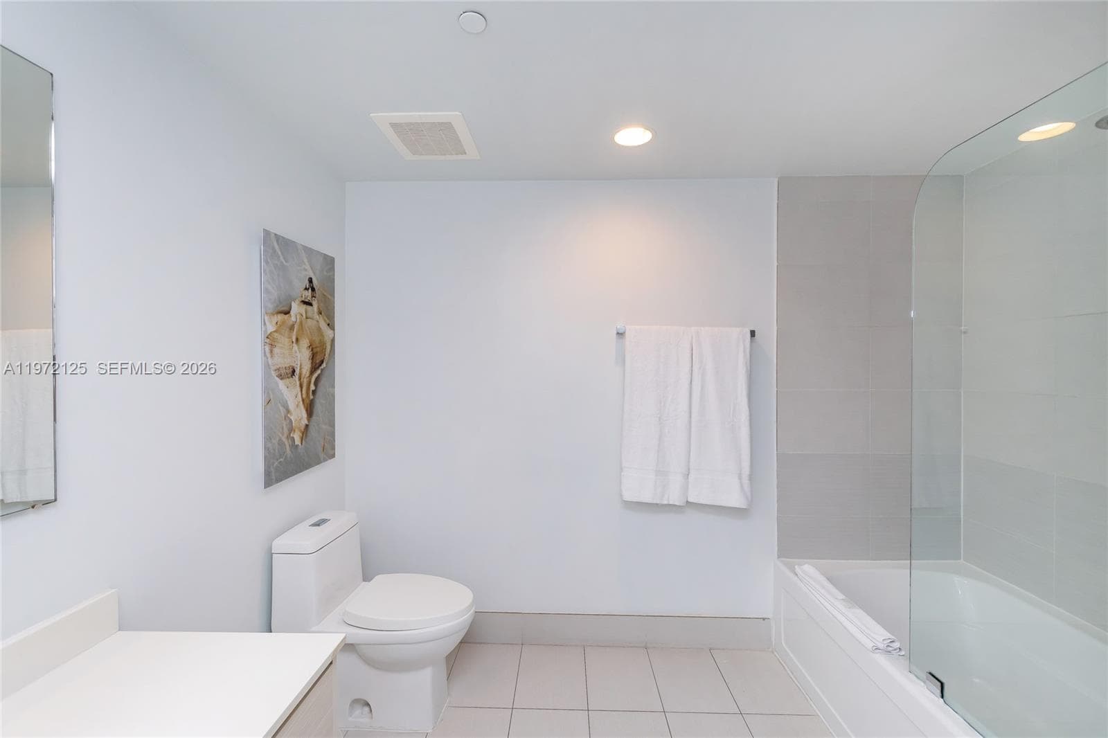 2602 E Hallandale Beach Blvd R1903 photo 14