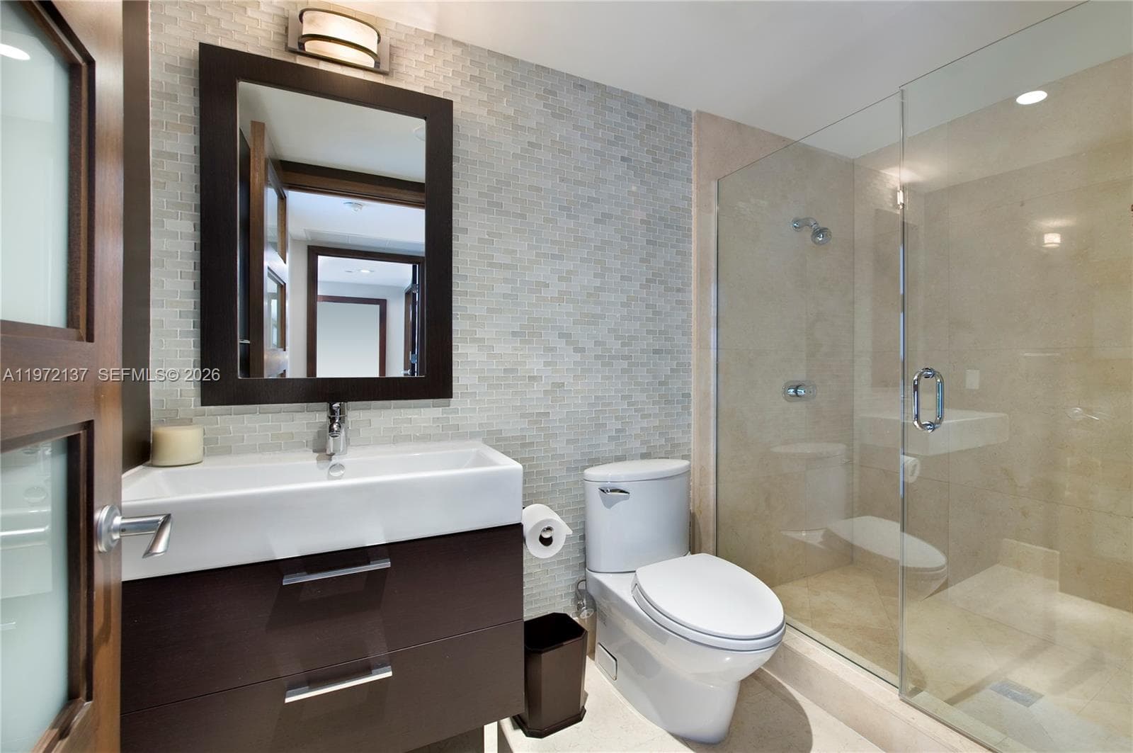 5875 Collins Ave 1008 photo 20