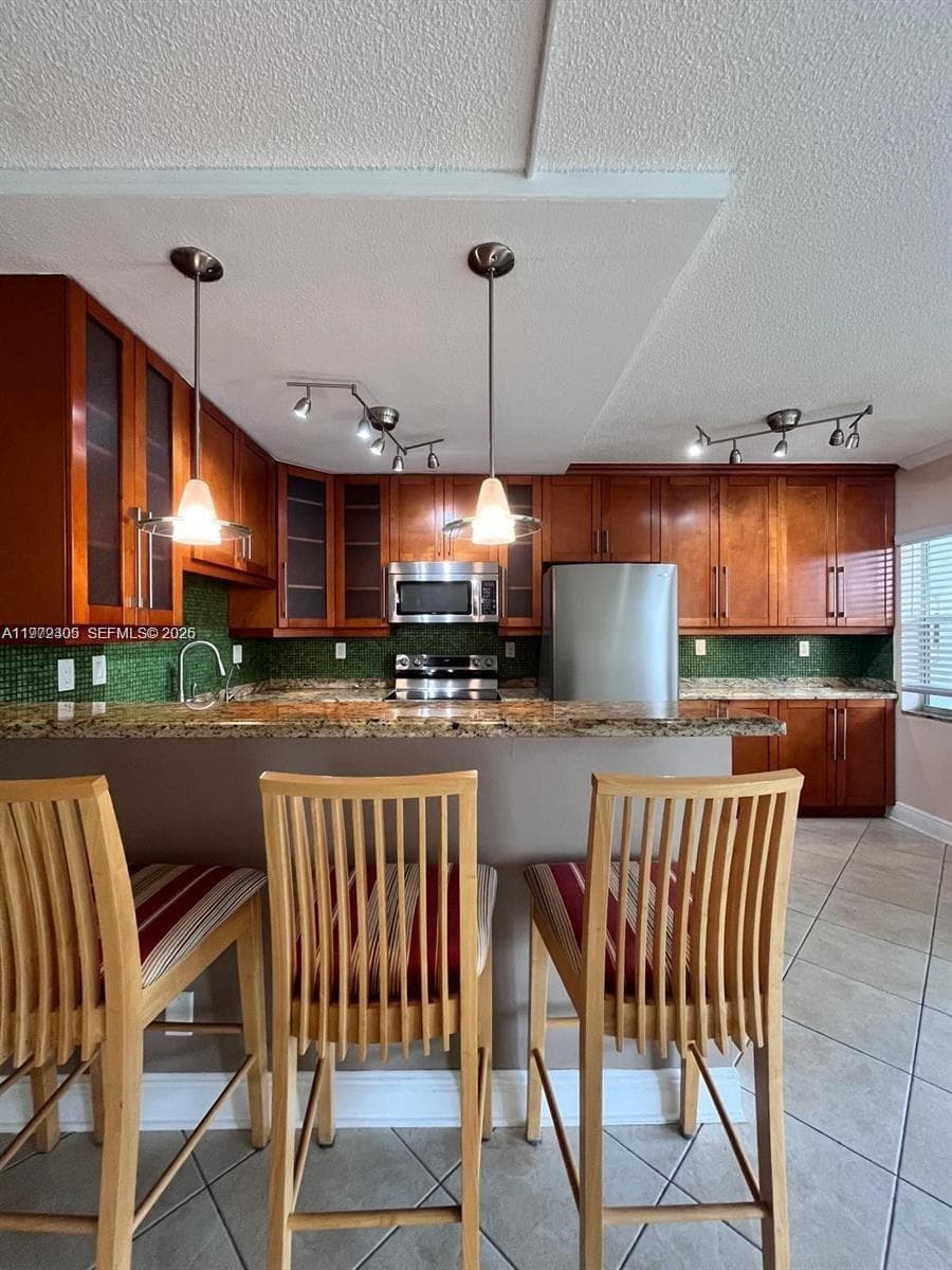 1152 30th Ct 111 photo 3