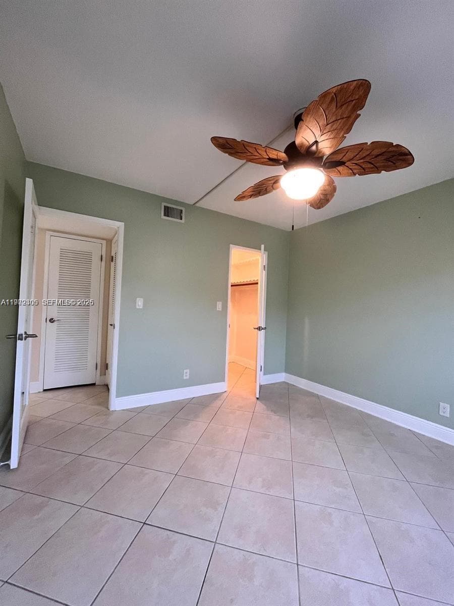 1152 30th Ct 111 photo 8