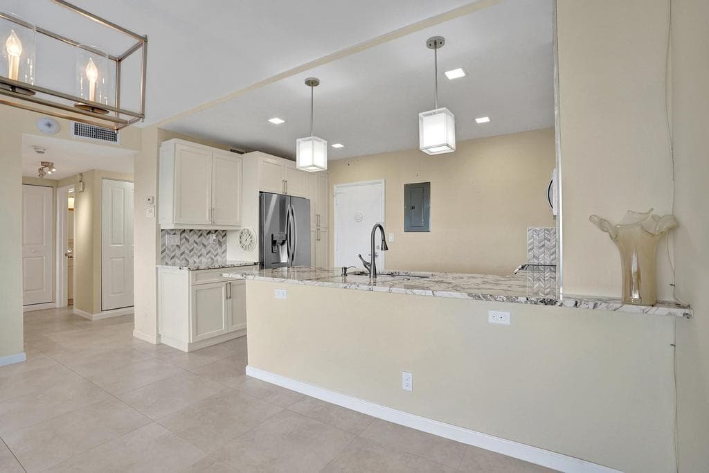 3300 NE 36th Street 1617 photo 3