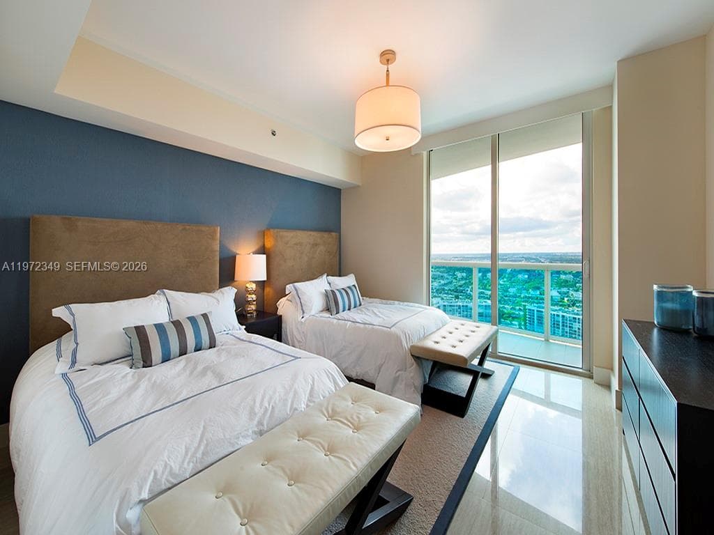2711 S Ocean Dr. 2804 photo 17