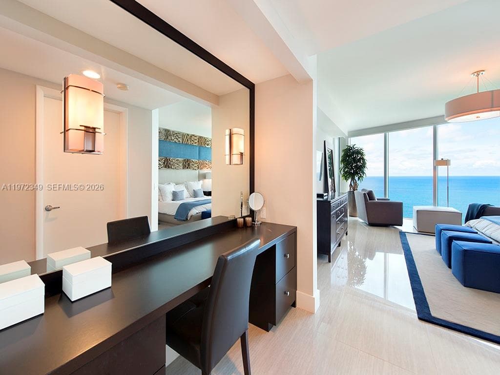 2711 S Ocean Dr. 2804 photo 9