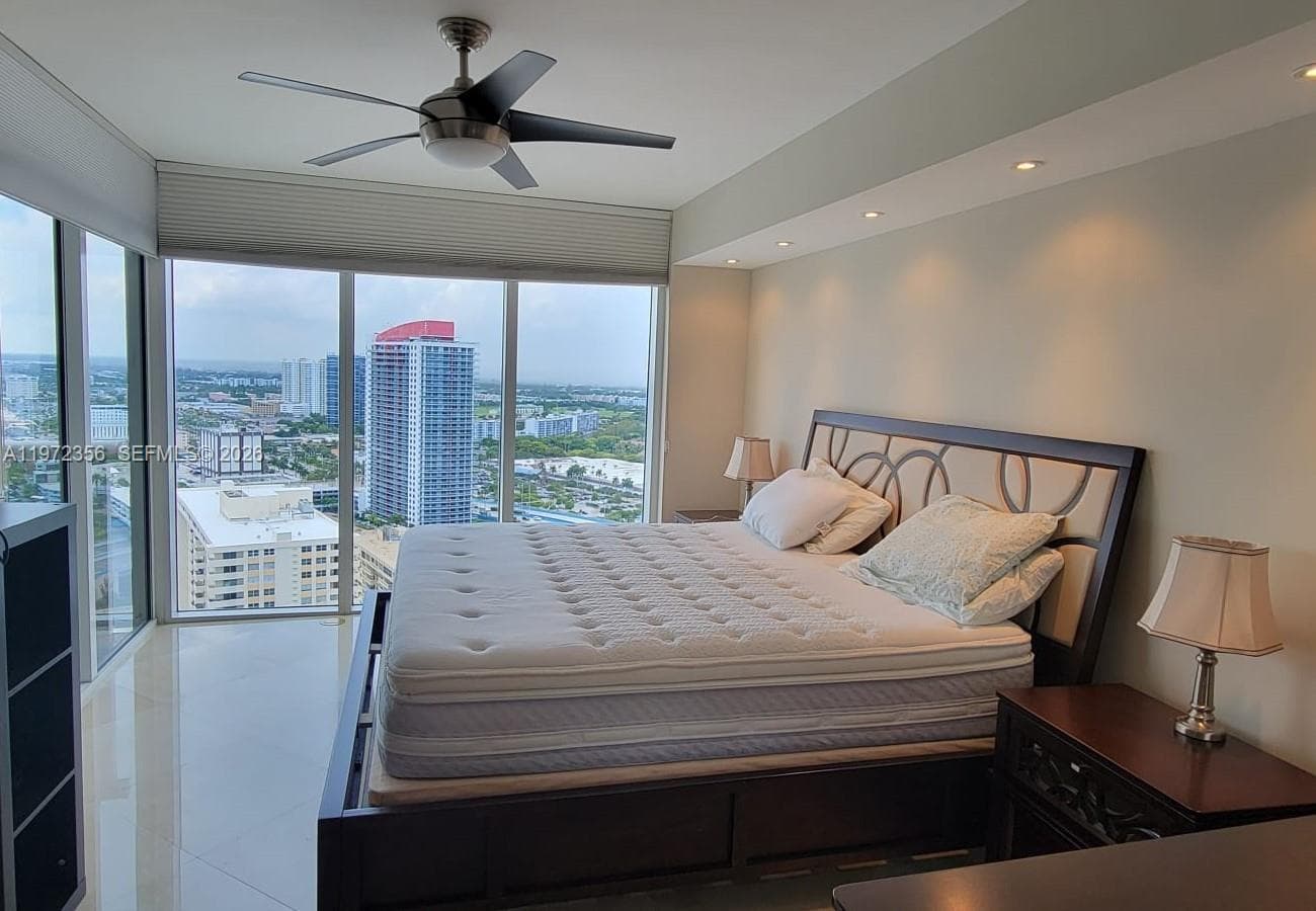 1850 S Ocean Dr 3007 photo 21