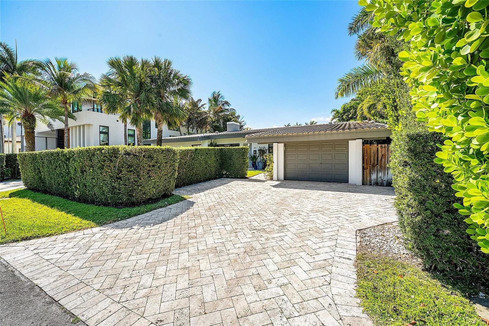 801 Solar Isle Drive photo 6